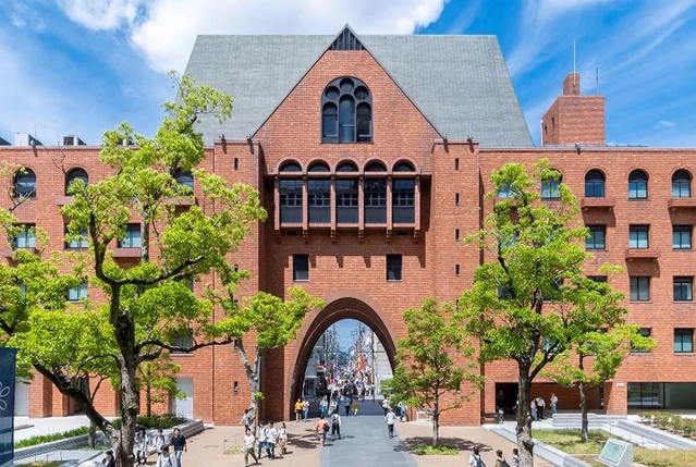 近畿大学